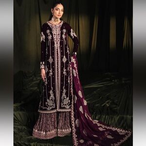 Qalamkar 3 piece velvet set
